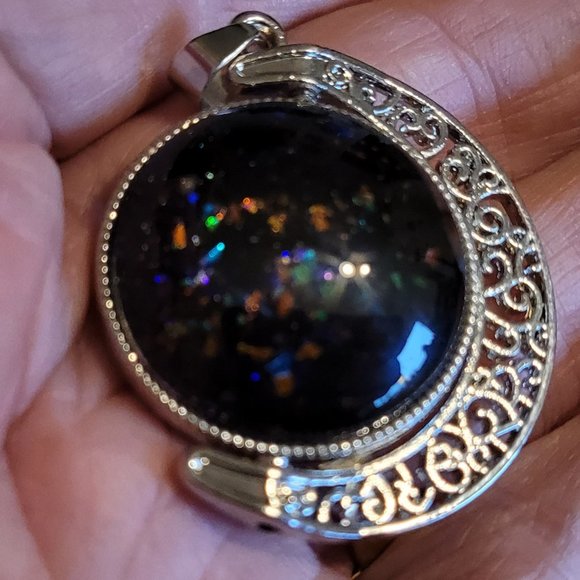 Necklace Pendant - Picture 14 of 17